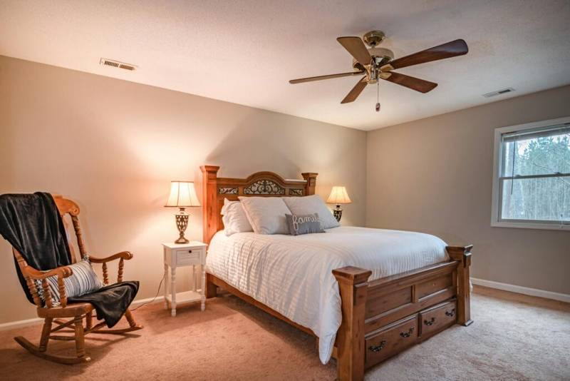 Ceiling fan rotating clockwise for winter heating efficiency